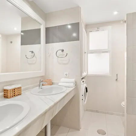 Spectacular Sea Views In Rancho Miraflores Mijas Costa *